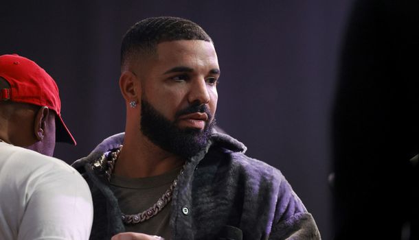 💸​🤯 ​| Vloek van Drake gaat door: rapper verliest gigantisch bedrag door UFC-weddenschap