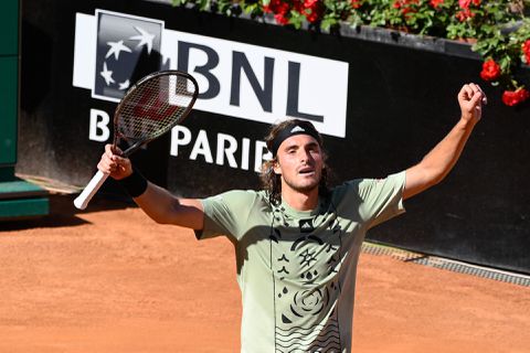 Stefanos Tsitsipas in finale van masterstoernooi Rome tegen Novak Djokovic