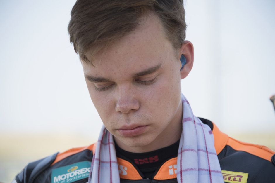 Moeder van motorcoureur Victor Steeman (22) overlijdt 2 dagen na haar zoon