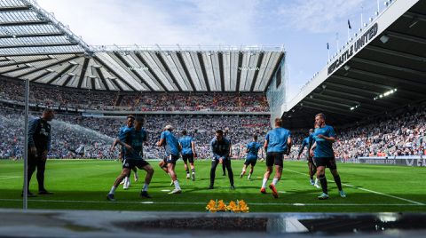 Newcastle United moet tegen Brighton met inloopshirts spelen van Premier League