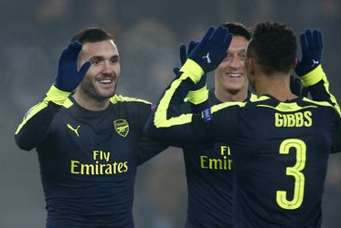 CL groep A: Arsenal pakt met 4-1 koppositie, PSG thuis gelijk