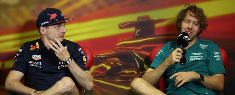 Sebastian Vettel heeft medelijden: 'Max Verstappen en zijn generatie hebben minder vrijheid dan Hamilton en ik'