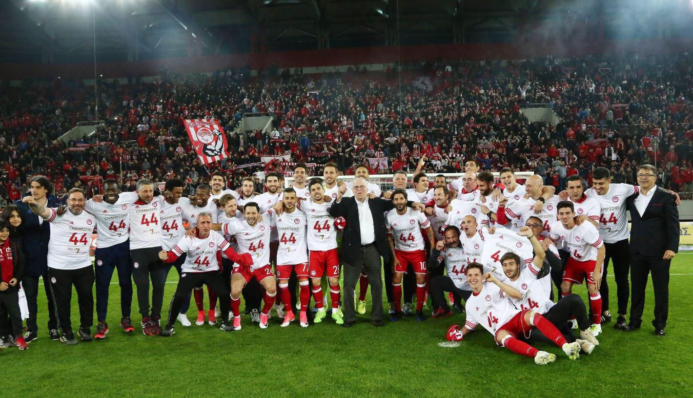 Olympiakos Pakt Zevende Landstitel Op Rij | Sportnieuws.nl