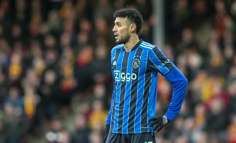 Noussair Mazraoui niet van de partij tegen AZ, Jurriën Timber nog een vraagteken