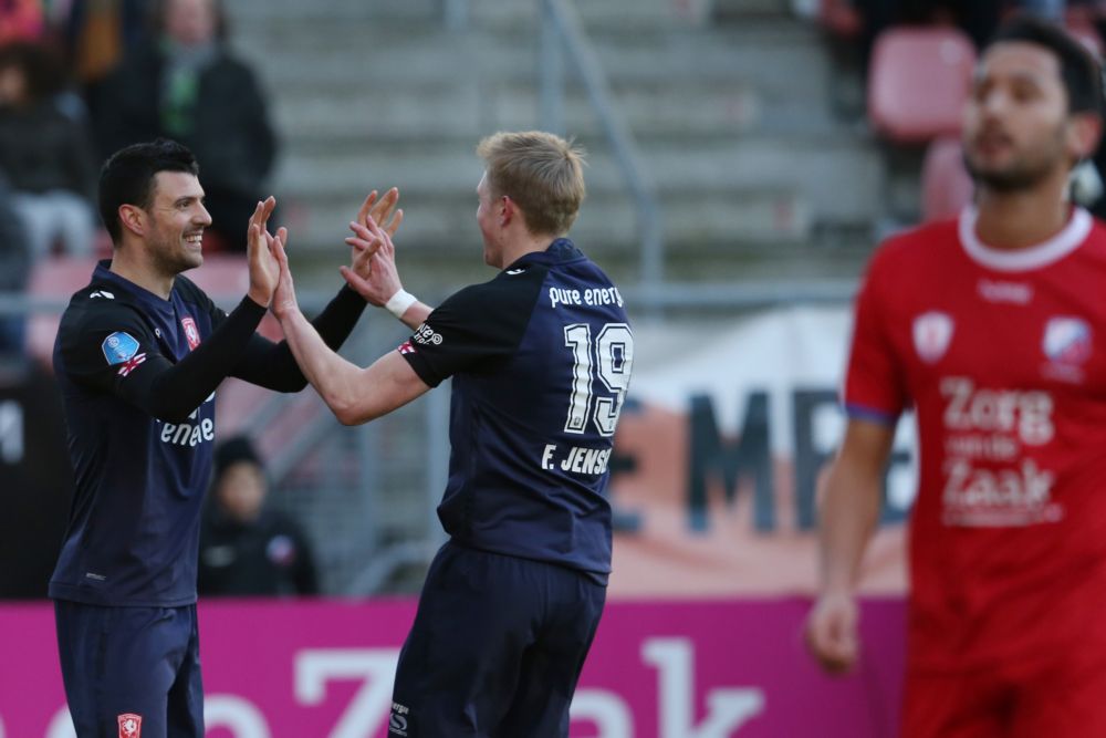 Utrecht is Feyenoord voorbij dankzij drie fraaie goals tegen Twente