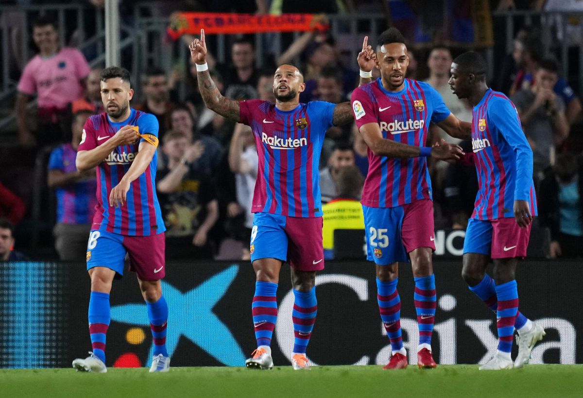 Barcelona wint eenvoudig van Celta de Vigo, zorgen over Araujo
