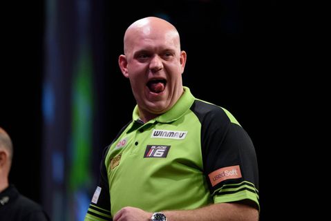 Van Gerwen na winst op sportzondag: 'Kon na Jumbo en Verstappen niet achterblijven, toch?'