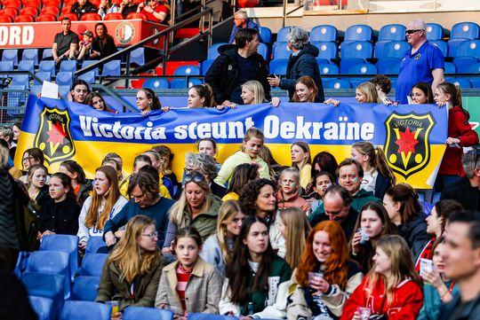 Feyenoord haalt meer dan een ton op voor Oekraïne met benefietwedstrijd tegen RKC