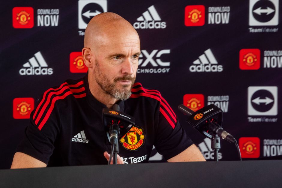 Erik ten Hag maakt oorlog met journalist van Sky Sports