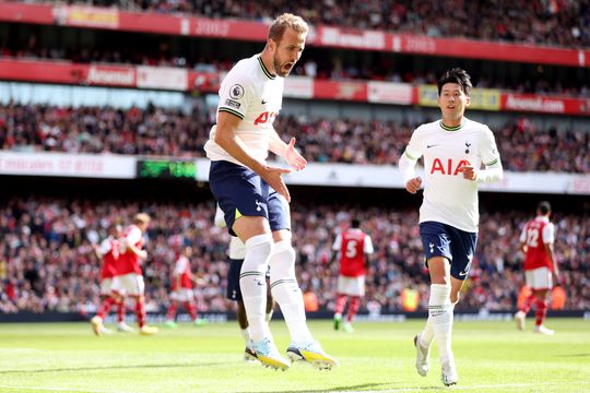 🎥 | Harry Kane de geschiedenisboeken in: eerste PL-speler ooit met 100 uitdoelpunten
