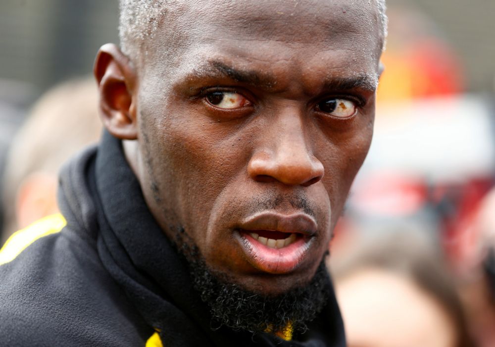 Usain Bolt duikt op bij Noorse voetbalclub: 'Misschien ziet een club iets in mij'