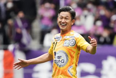 Nog een jaartje! 55-jarige King Kazu vindt nieuwe club en begint aan 36e seizoen van zijn carrière