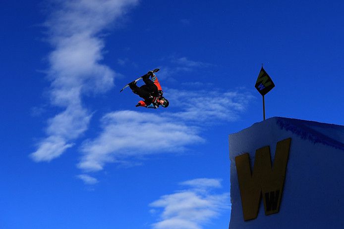 17-jarige snowboarder Van der Velden mag naar Spelen, maar moet wachten op de bond