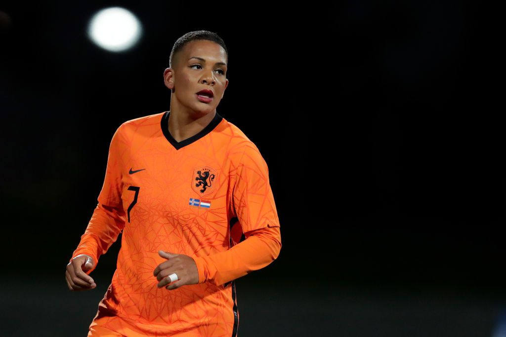 Andries Jonker haalt Shanice van de Sanden terug bij Oranje Leeuwinnen, Lieke Martens ontbreekt