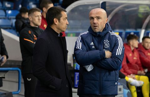 Schreuder viert 50e verjaardag alvast met CL-zege én wijntje: '3 punten smaken goed'