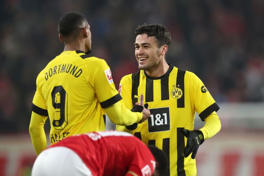 🎥 | Sébastien Haller helpt Borussia Dortmund niet met goal, maar met assist aan 3 punten