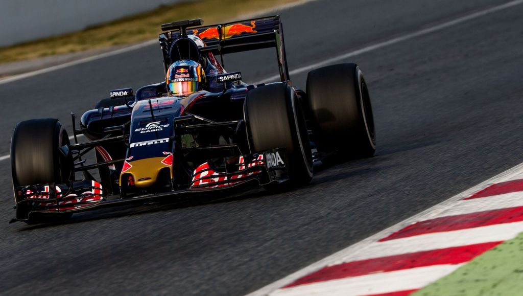 Verstappens teamgenoot Sainz rijdt 166 ronden
