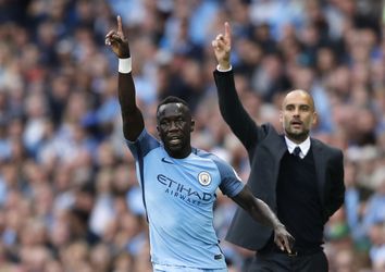 Sagna op het matje vanwege '10 tegen 12'-post op Instagram