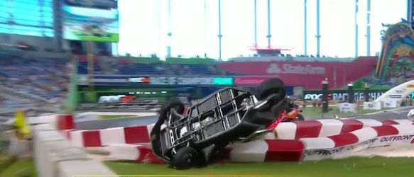 WOW! Sicke crash van Wehrlein tijdens Race of Champions (video)