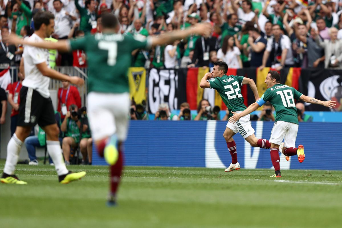 Wereldkampioen Duitsland verliest van Mexico in heerlijk voetbalgevecht