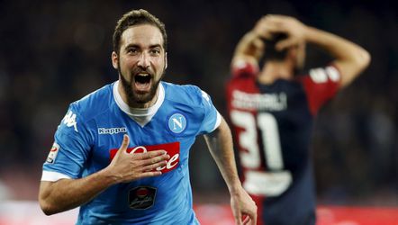 Higuain nadert 30 treffers na dubbelslag tegen Genoa