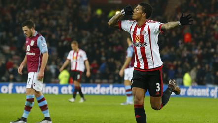 Goal Van Aanholt helpt Sunderland aan zege