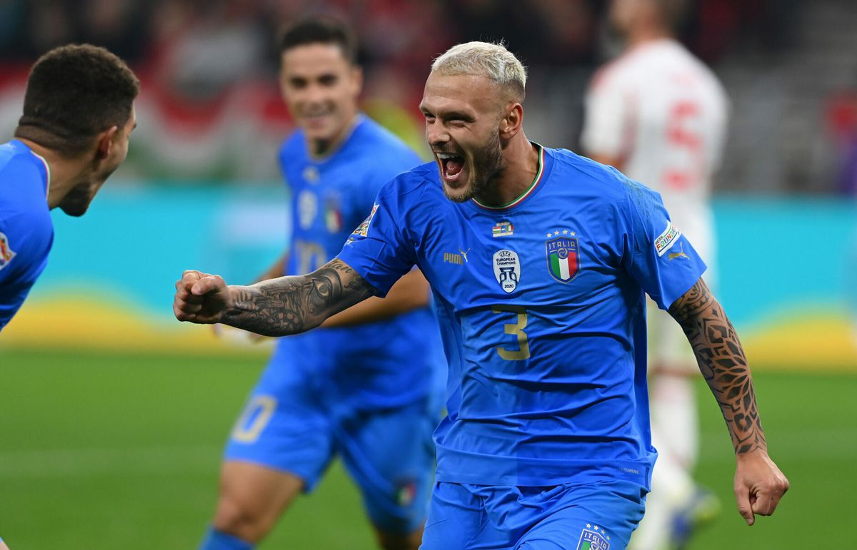 Italië prikt Hongaarse droom uiteen en gaat naar Nations League Finals
