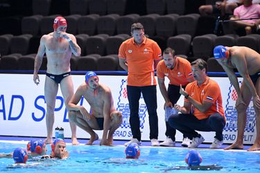 De Nederlandse waterpoloërs stranden in de tussenronde van het EK in Split