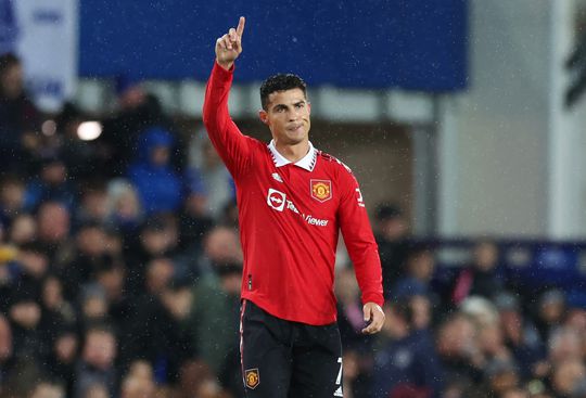 Erik ten Hag is blij met 700e goal Ronaldo: 'Het is een waanzinnige prestatie'