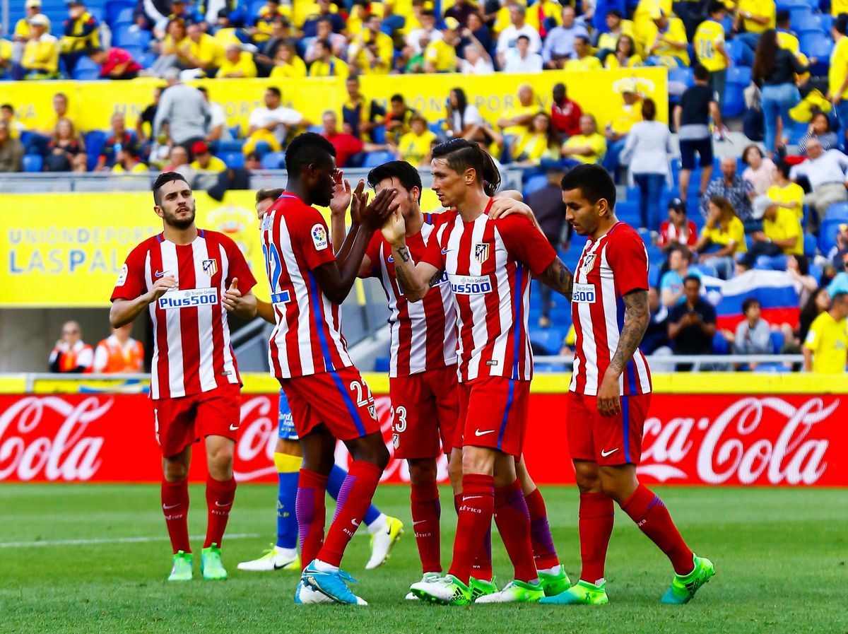 Atlético verstevigt derde plek na ruime zege op Las Palmas (video)