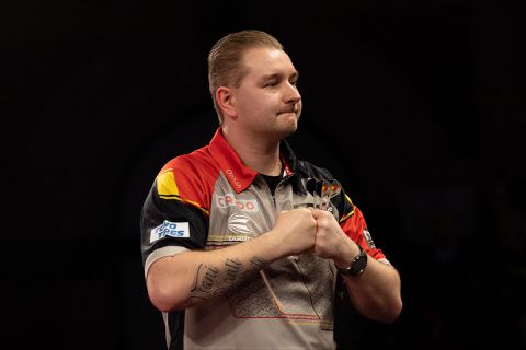 'Dancing Dimi' gaat voor PDC WK-record: 'Wat ik deed tijdens de jaarwisseling? Slapen'