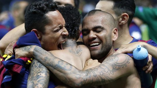 Alves vervangt Danilo bij Brazilië