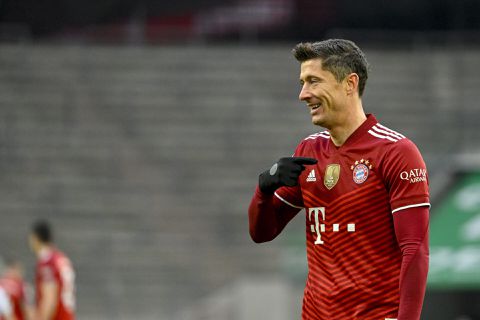 FIFA verkiest Robert Lewandowski tot beste voetballer van de wereld in 2021