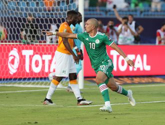 Algerije naar laatste 4 van Afrika Cup na winst via pingels op Ivoorkust