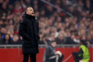 John Heitinga zag 'voorzichtig' Ajax tegen Union Berlin: 'Veel te statisch'