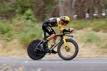 Rohan Dennis bezorgt Jumbo-Visma een succesje met tijdrittitel in Australië