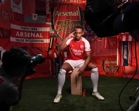 Wauw! Jurriën Timber start in de basis bij Arsenal tegen Nottingham Forest