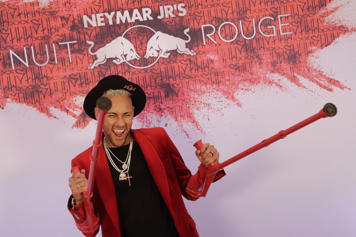 Check hier de foto's van Neymars dikke verjaardag