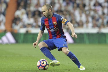 Iniesta kan weer voetballen voor Barça