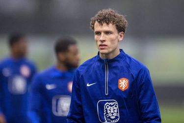 Oranje-XI voor duel met Gibraltar bekend: Koeman laat Wieffer in 'eigen Kuip' debuteren