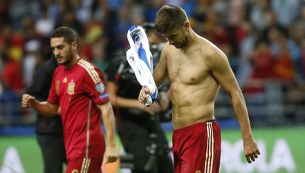 Spanje mijdt Bernabeu na boegeroep tegen Piqué