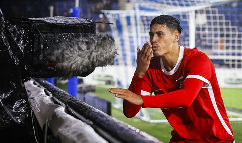 AZ - in ieder geval voor even - op plek 2 in Eredivisie na zege op Heerenveen