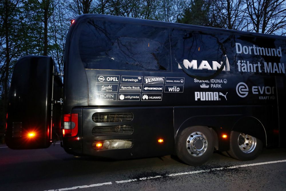 Dader aanslag spelersbus Dortmund staat terecht voor poging tot moord