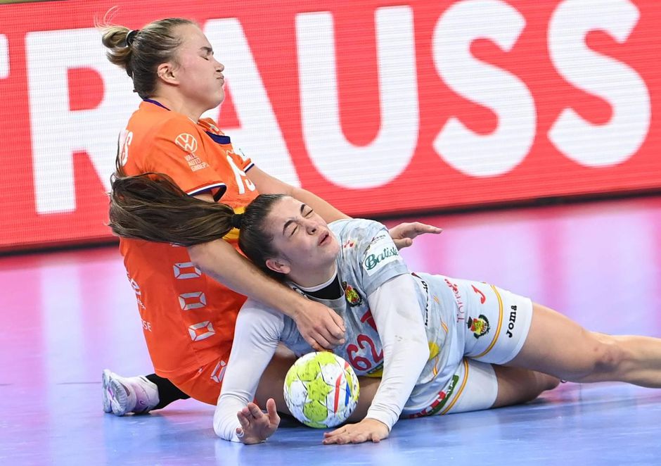 Handbalsters hebben helemaal niets aan remise tegen Spanje op EK