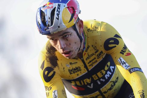 Concurrent minder voor Van der Poel: Wout van Aert skipt Strade Bianche