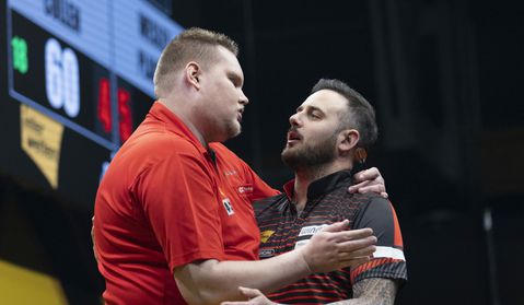 Wesley Plaisier flikt het dit keer niet: Nathan Aspinall is hem de baas op Euro Tour 4