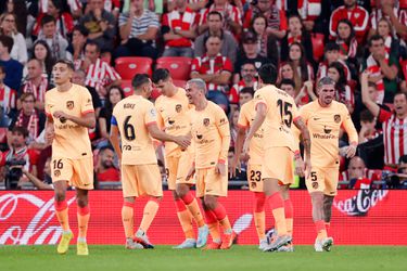 Atlético Madrid wint heerlijk chaotische kraker van Athletic Club