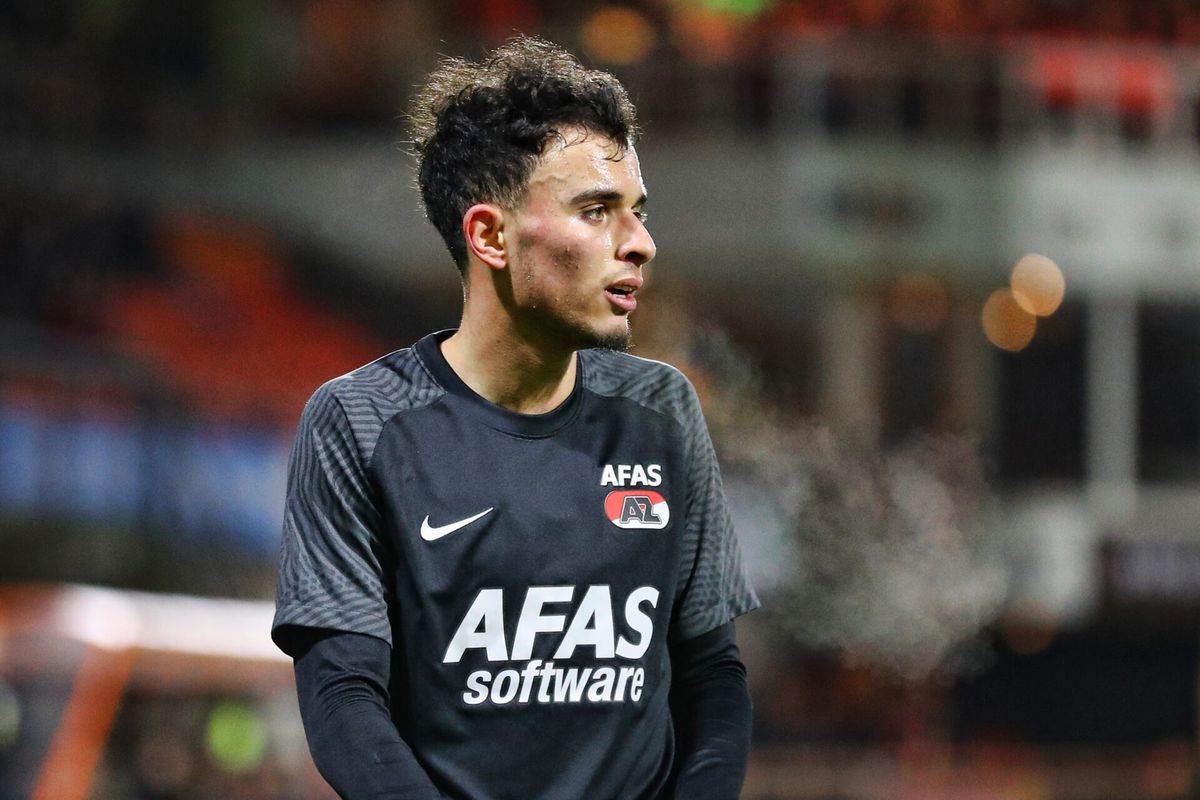 Mohamed Taabouni stapt transfervrij over van AZ naar Feyenoord