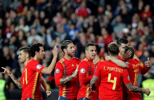Spanje wint van Noorwegen dankzij panenka Ramos