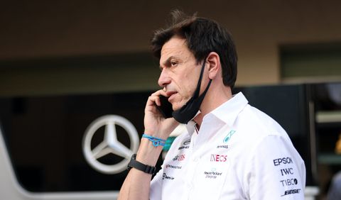 Toto Wolff keurt zijn eigen en Christian Horners gedrag tijdens slotstuk in Abu Dhabi af